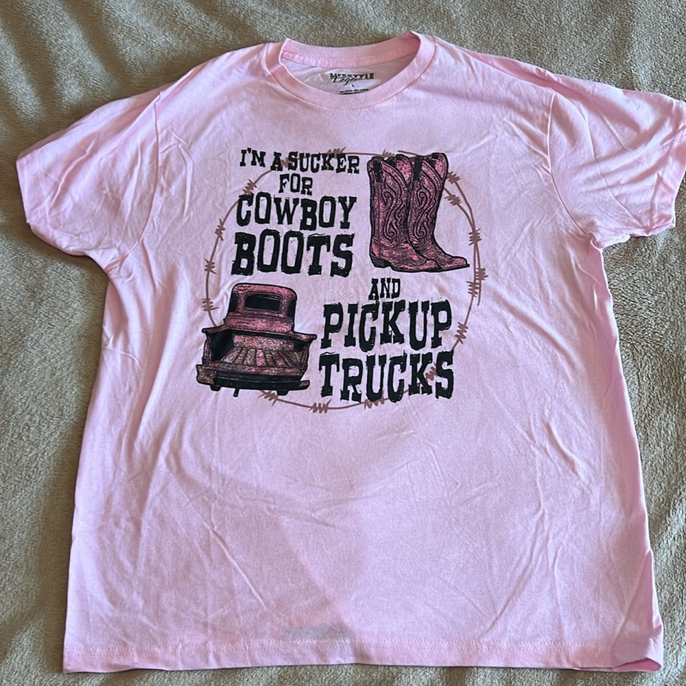 NWOT Pink Cowboy & Trucks T-Shirt, Size L